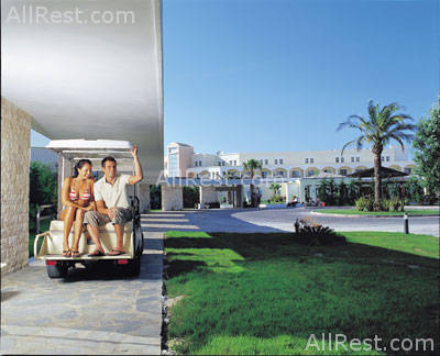 Neptune Hotels Resort 79